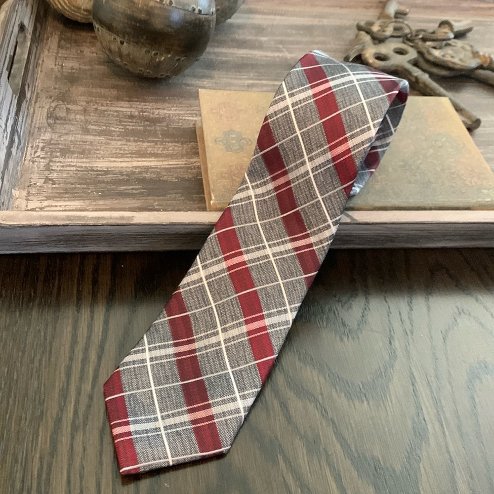 PRONTO UOMO multi-color Tie. 100% Silk